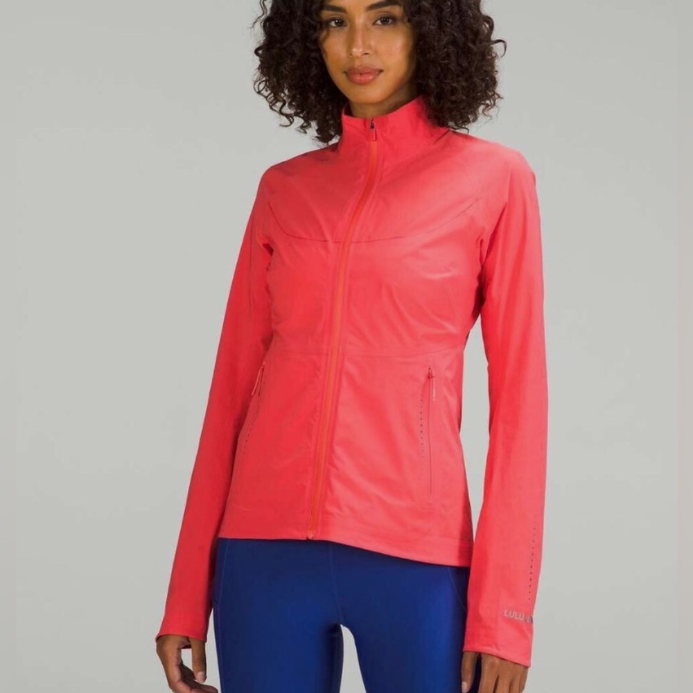 Lululemon Waterproof Fast Free Running Windbreaker, Pale Raspberry, Size 10